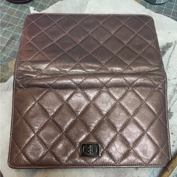 Custom metallic rainbow before and after iridescent Ombre chanel - Picture 16 of 16